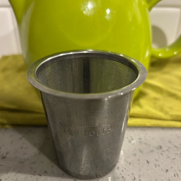 Tea Forte PUGG Ceramic Teapot Loose Leaf Brew Steep infuser Pistachio Green. - Picture 5 of 5